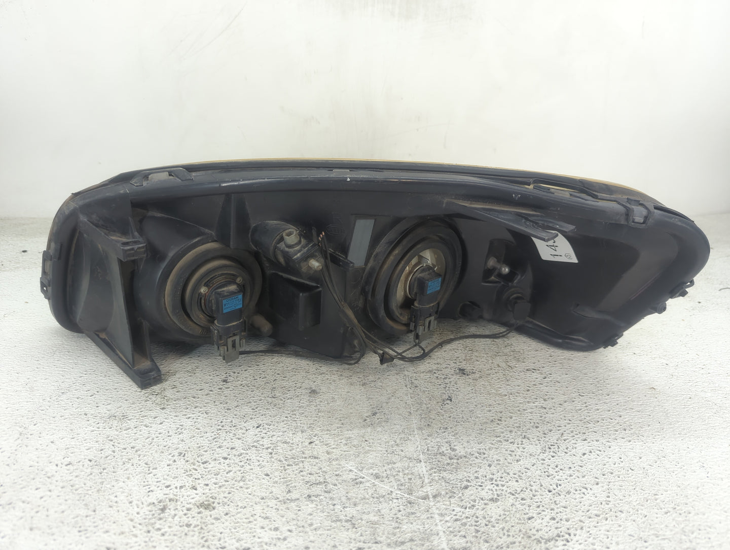2005 Chevrolet Uplander Passenger Right Oem Head Light Headlight Lamp - Oemusedautoparts1.com