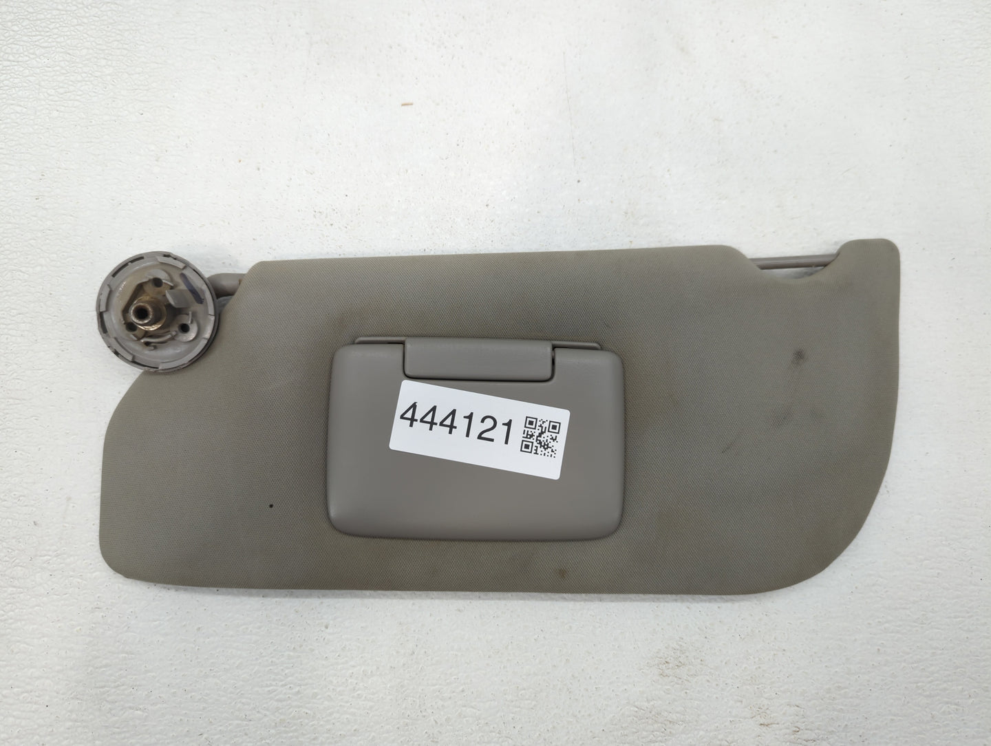 2005-2009 Chevrolet Uplander Sun Visor Shade Replacement Driver Left Mirror Fits Fits 2005 2006 2007 2008 2009 OEM Used Auto