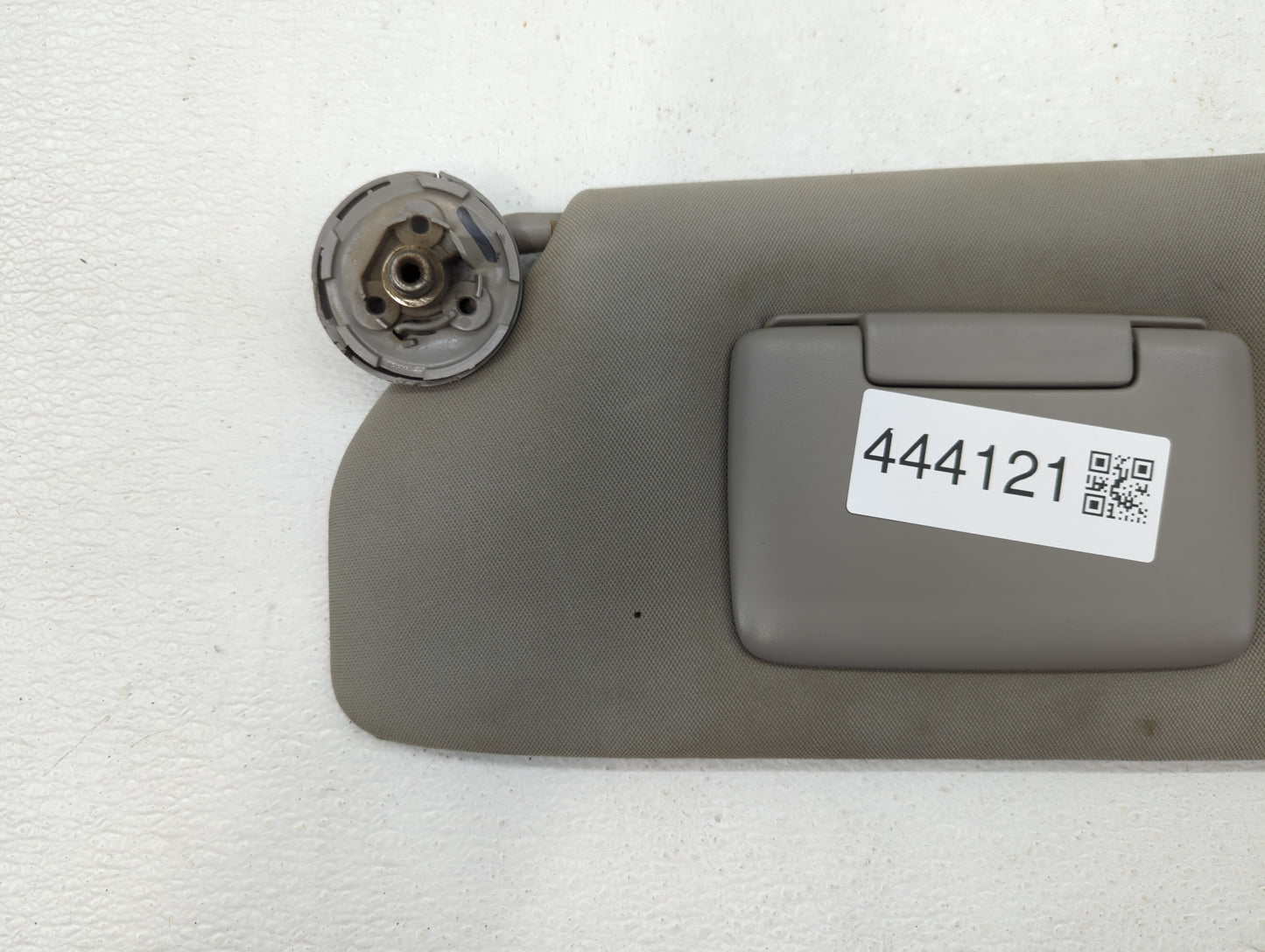 2005-2009 Chevrolet Uplander Sun Visor Shade Replacement Driver Left Mirror Fits Fits 2005 2006 2007 2008 2009 OEM Used Auto