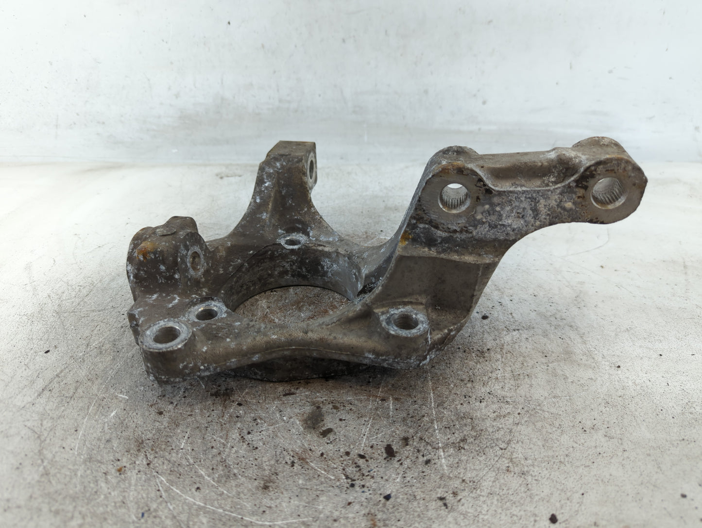 2008 Chevrolet Uplander Driver Left Rocker Moulding Oem - Oemusedautoparts1.com