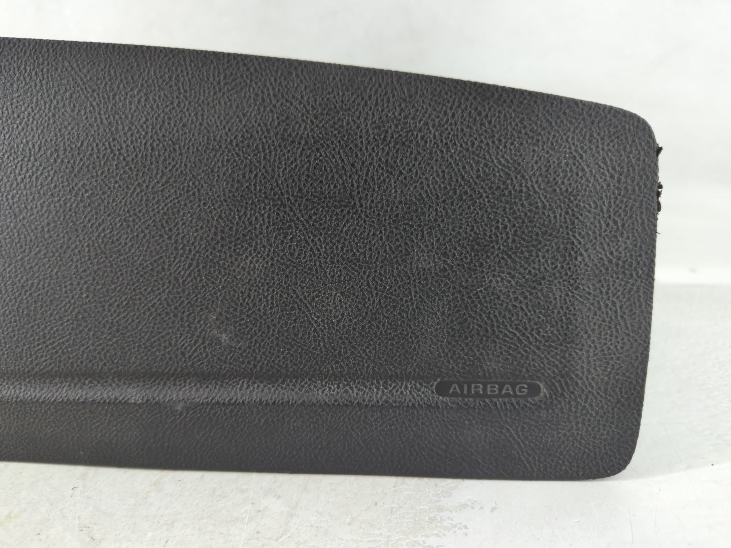 2007-2009 Chevrolet Uplander Air Bag Passenger Right Dashboard OEM P/N:12V161372248 P15832360 Fits Fits 2007 2008 2009 OEM U