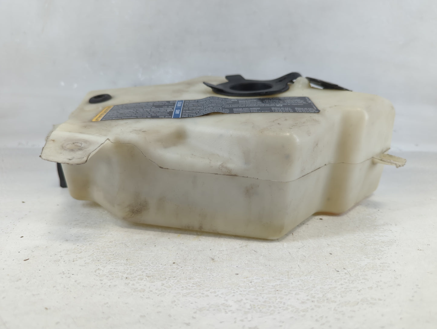 2005 Chevrolet Uplander Radiator Coolant Overflow Expansion Tank Bottle 912827 - Oemusedautoparts1.com