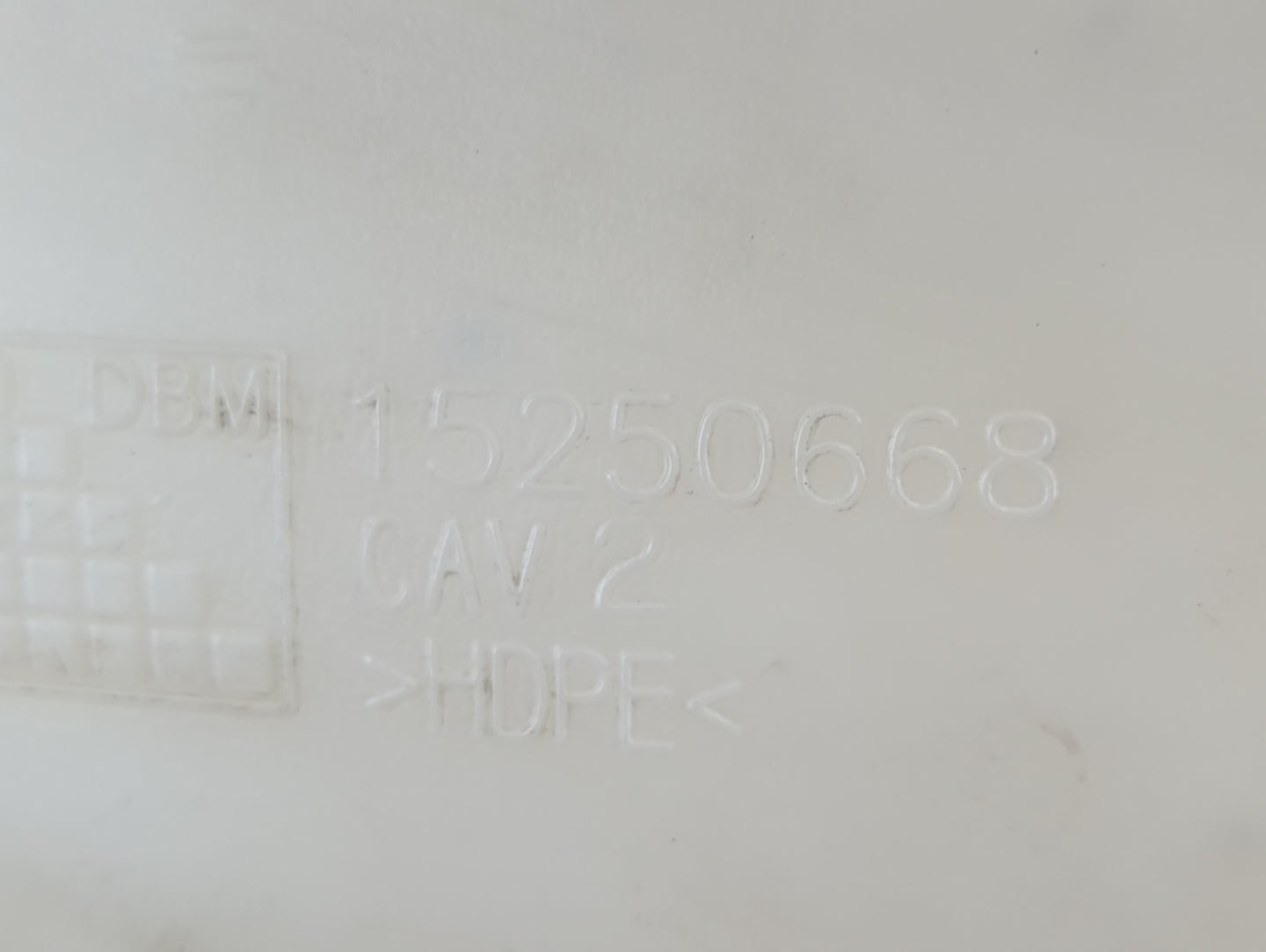2005 Chevrolet Uplander Radiator Coolant Overflow Expansion Tank Bottle 912827 - Oemusedautoparts1.com