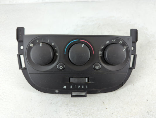 2005-2009 Chevrolet Uplander Climate Control Module Temperature AC/Heater Replacement P/N:25783273 Fits OEM Used Auto Parts 