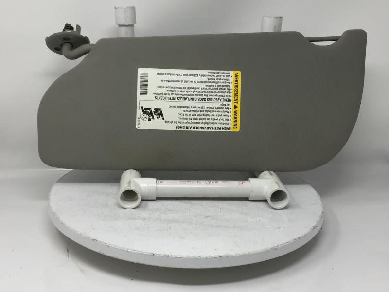 2008 Chevrolet Uplander Sun Visor Shade Replacement Passenger Right Mirror Fits Fits 2005 2006 2007 2009 OEM Used Auto Parts