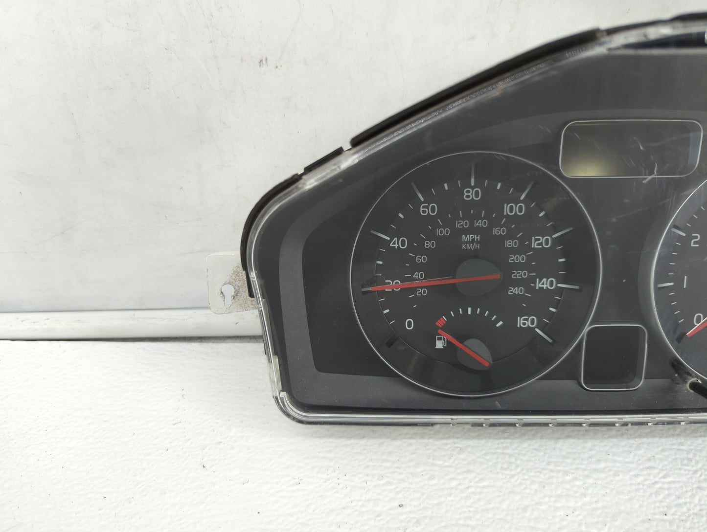 2008 Chevrolet V30 Instrument Cluster Speedometer Gauges P/N:69199-500T 30765313 Miles: Fits Fits 2009 2010 2011 2012 2013 O