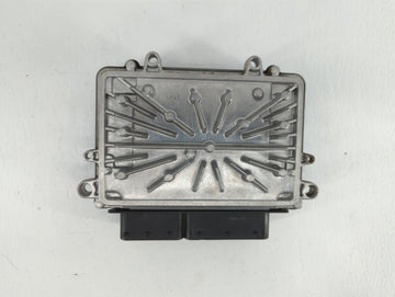 2008 Chevrolet V30 PCM Engine Control Computer ECU ECM PCU OEM P/N:279700-9300 0 261 209 038 Fits OEM Used Auto Parts - Oemu