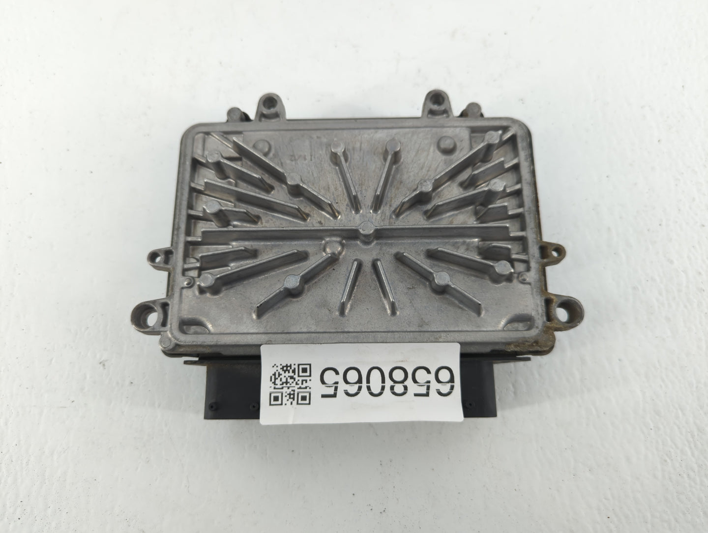 2008 Chevrolet V30 PCM Engine Control Computer ECU ECM PCU OEM P/N:0 261 209 038 Fits OEM Used Auto Parts - Oemusedautoparts