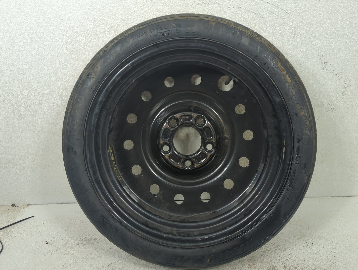 2008 Chevrolet Impala (80 & Up) Impala Spare Donut Tire Wheel Rim Oem - Oemusedautoparts1.com
