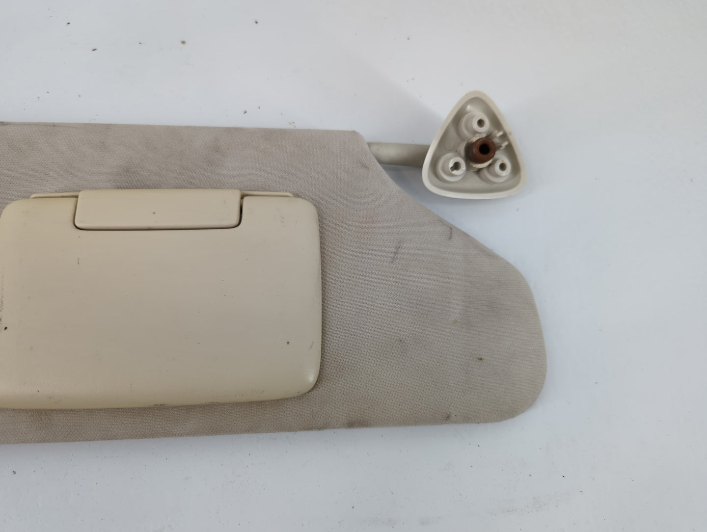 2008-2010 Chrysler 300 Sun Visor Shade Replacement Passenger Right Mirror Fits Fits 2008 2009 2010 OEM Used Auto Parts - Oem