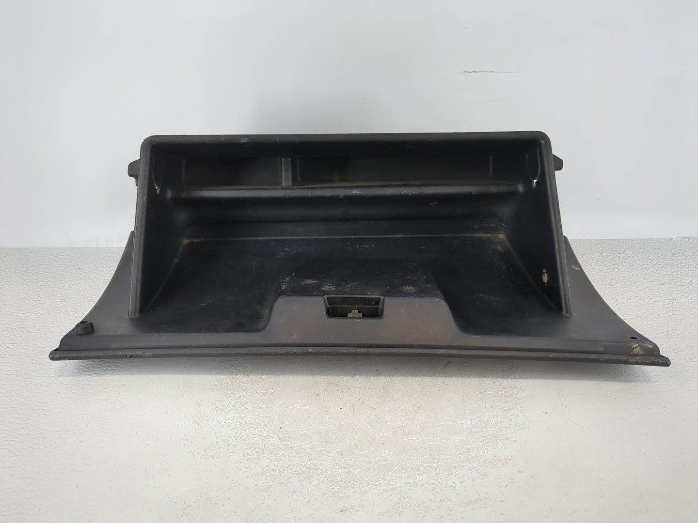 2008 Chrysler 300 Passenger Glove Box Door Storage Compartment - Oemusedautoparts1.com