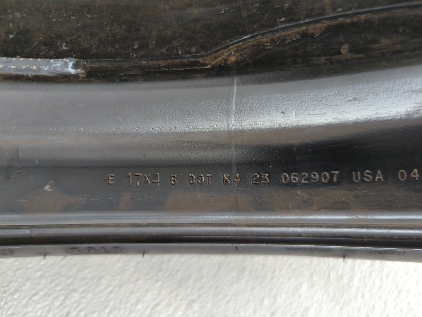 2005-2022 Chrysler 300 Spare Donut Tire Wheel Rim Oem - Oemusedautoparts1.com