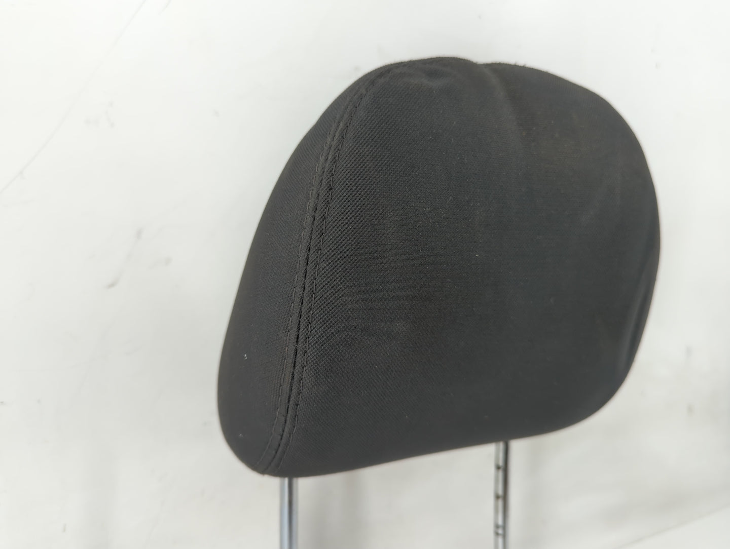 2008-2010 Chrysler 300 Headrest Head Rest Front Driver Passenger Seat Fits Fits 2008 2009 2010 OEM Used Auto Parts - Oemused