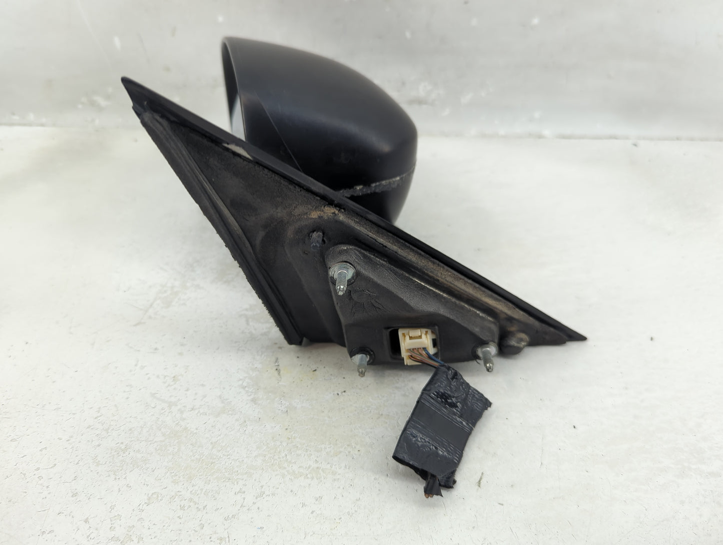 2005-2010 Chrysler 300 Driver Side View Mirror - Left Door Mirror OEM Used - Oemusedautoparts1.com