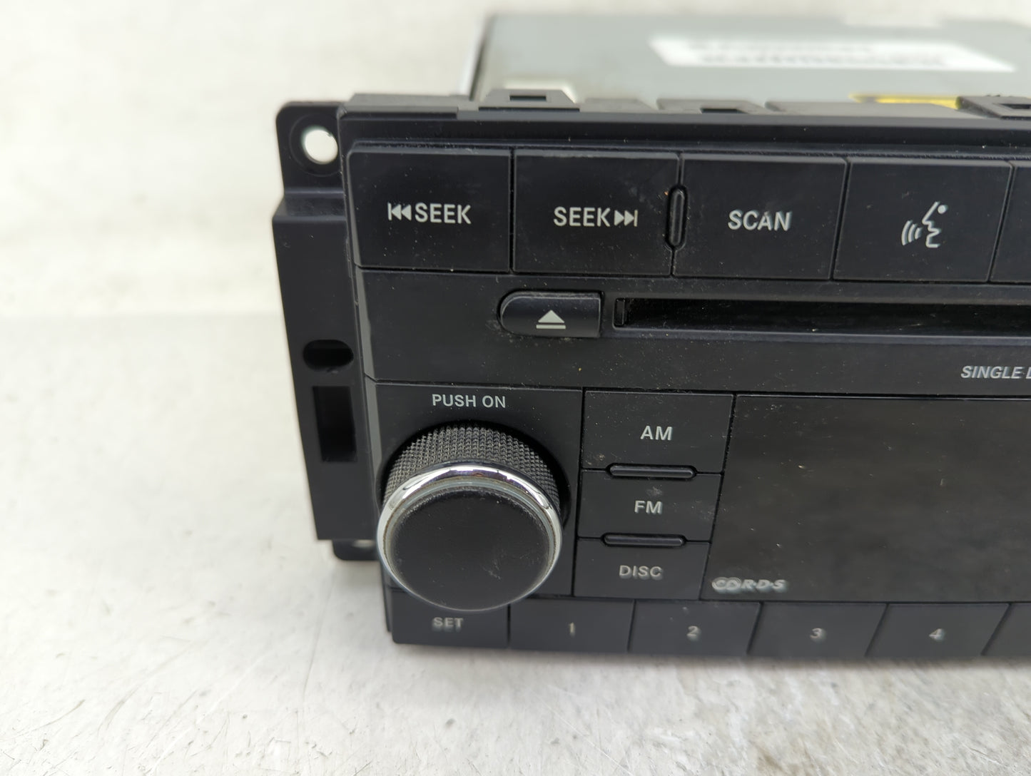 2008-2009 Chrysler 300 Radio AM FM Cd Player Receiver Replacement P/N:05064410AF Fits Fits 2008 2009 OEM Used Auto Parts - O