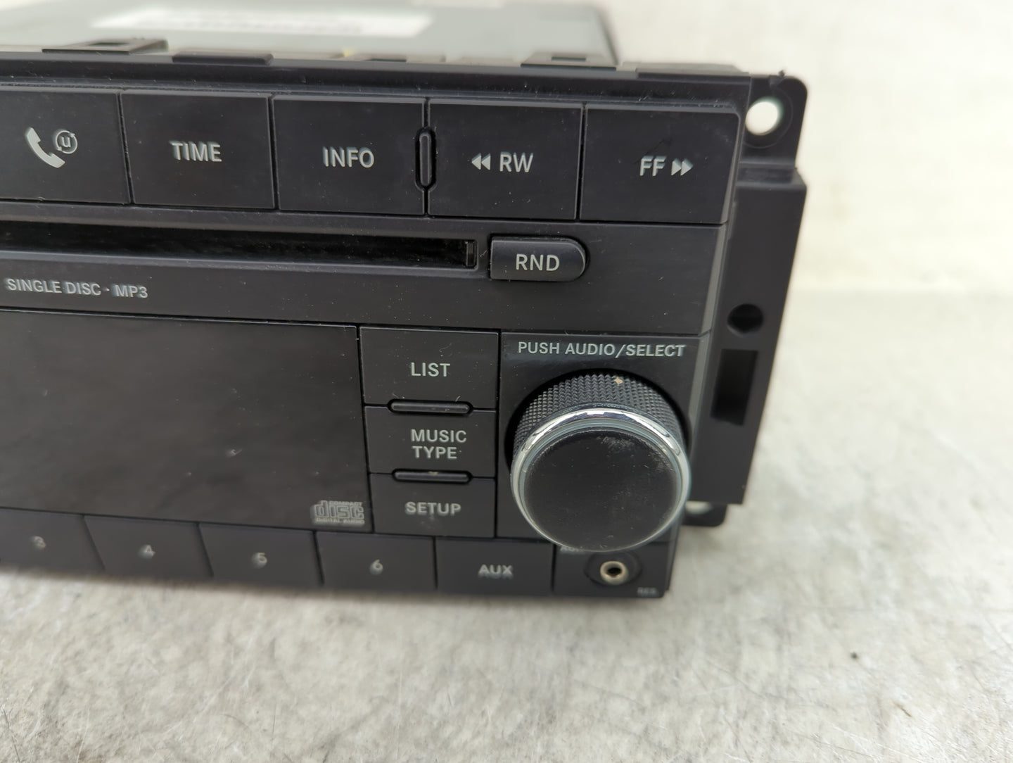 2008-2009 Chrysler 300 Radio AM FM Cd Player Receiver Replacement P/N:05064410AF Fits Fits 2008 2009 OEM Used Auto Parts - O