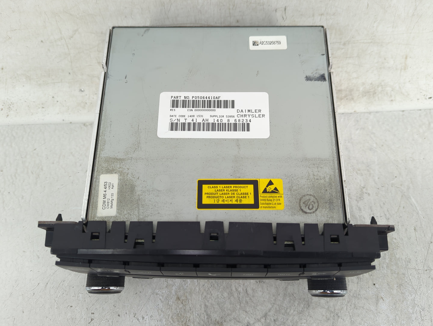 2008-2009 Chrysler 300 Radio AM FM Cd Player Receiver Replacement P/N:05064410AF Fits Fits 2008 2009 OEM Used Auto Parts - O
