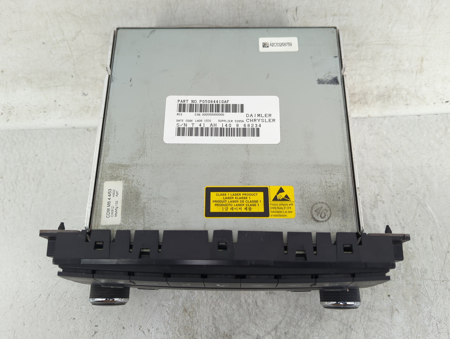 2008-2009 Chrysler 300 Radio AM FM Cd Player Receiver Replacement P/N:05064410AF Fits Fits 2008 2009 OEM Used Auto Parts - O