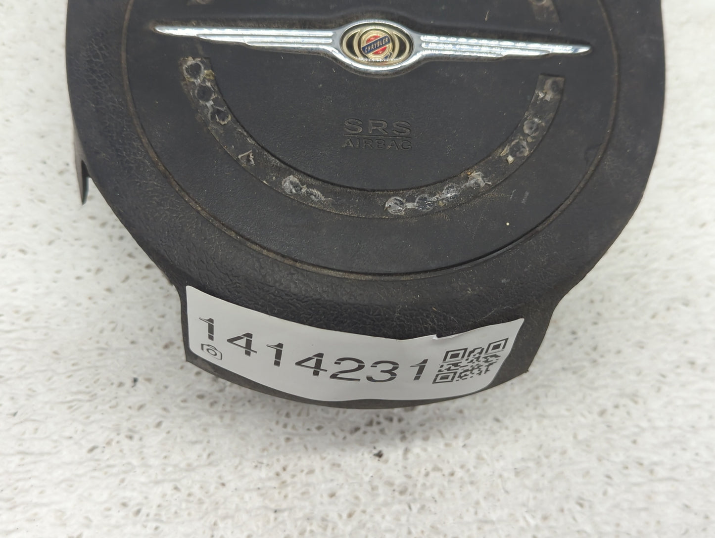 2008 Chrysler 300 Air Bag Passenger Right Dashboard OEM P/N:PCBXZP812AA Fits OEM Used Auto Parts - Oemusedautoparts1.com