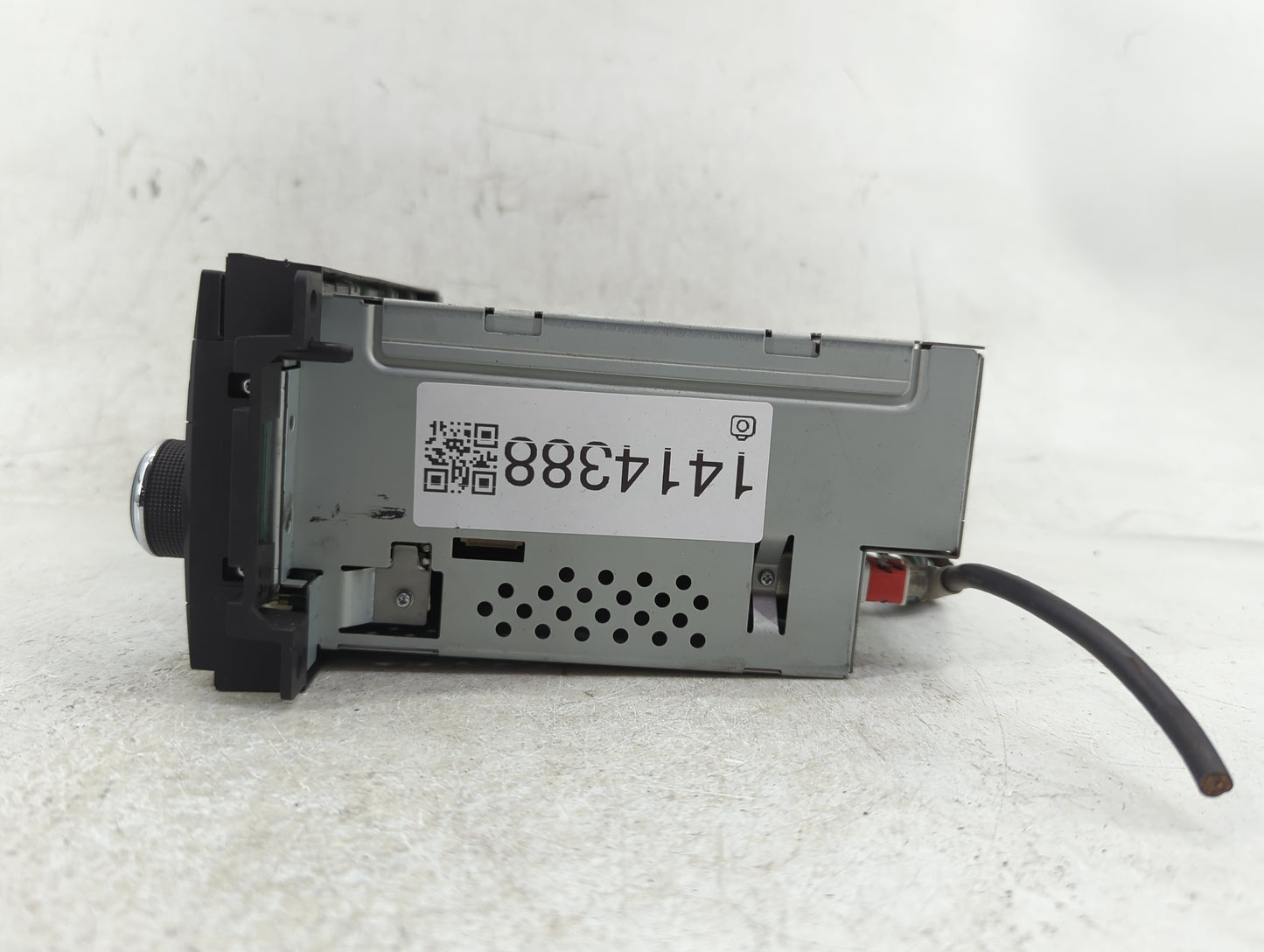 2008-2010 Chrysler 300 Radio AM FM Cd Player Receiver Replacement P/N:05064923AE Fits Fits 2008 2009 2010 OEM Used Auto Part