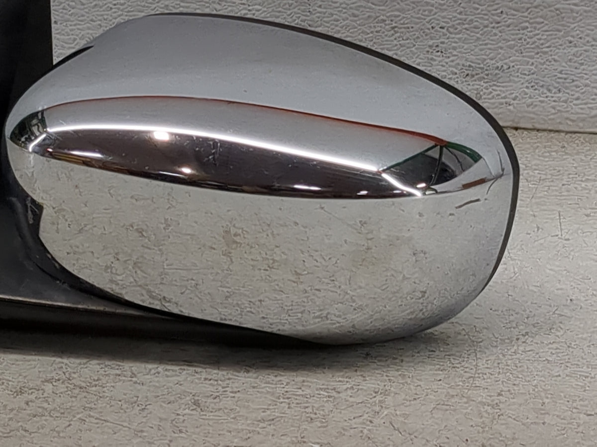 2007-2010 Chrysler 300 Driver Side View Mirror - Left Door Mirror OEM Used - Oemusedautoparts1.com