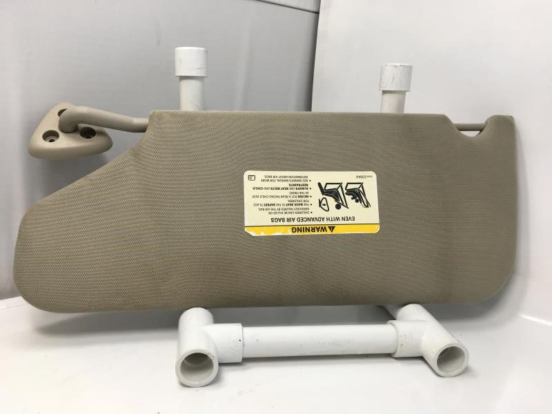 2008-2010 Chrysler 300 Sun Visor Shade Replacement Passenger Right Mirror Fits Fits 2008 2009 2010 OEM Used Auto Parts - Oem