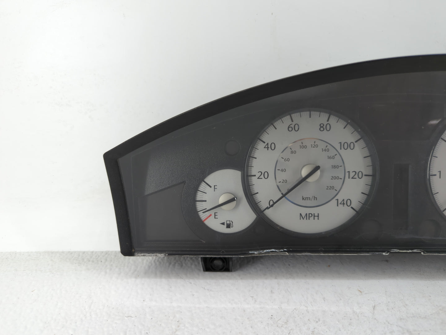 2008 Chrysler 300 Instrument Cluster Speedometer Gauges P/N:P05172105AE P05172120AE Fits OEM Used Auto Parts - Oemusedautopa