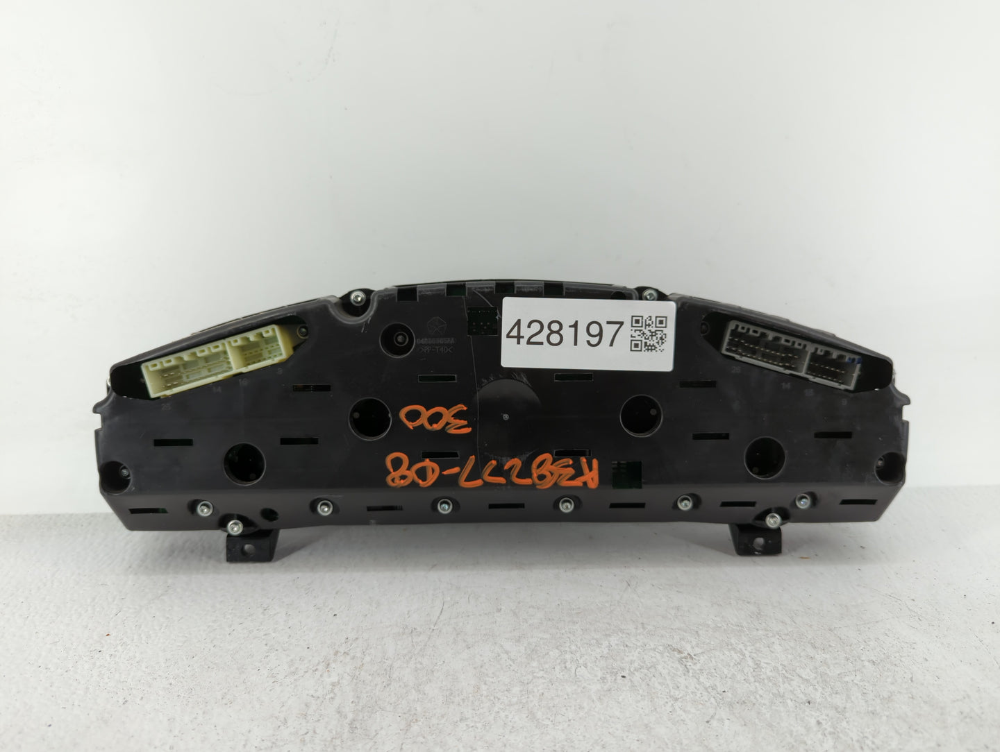 2008 Chrysler 300 Instrument Cluster Speedometer Gauges P/N:P05172105AE P05172120AE Fits OEM Used Auto Parts - Oemusedautopa