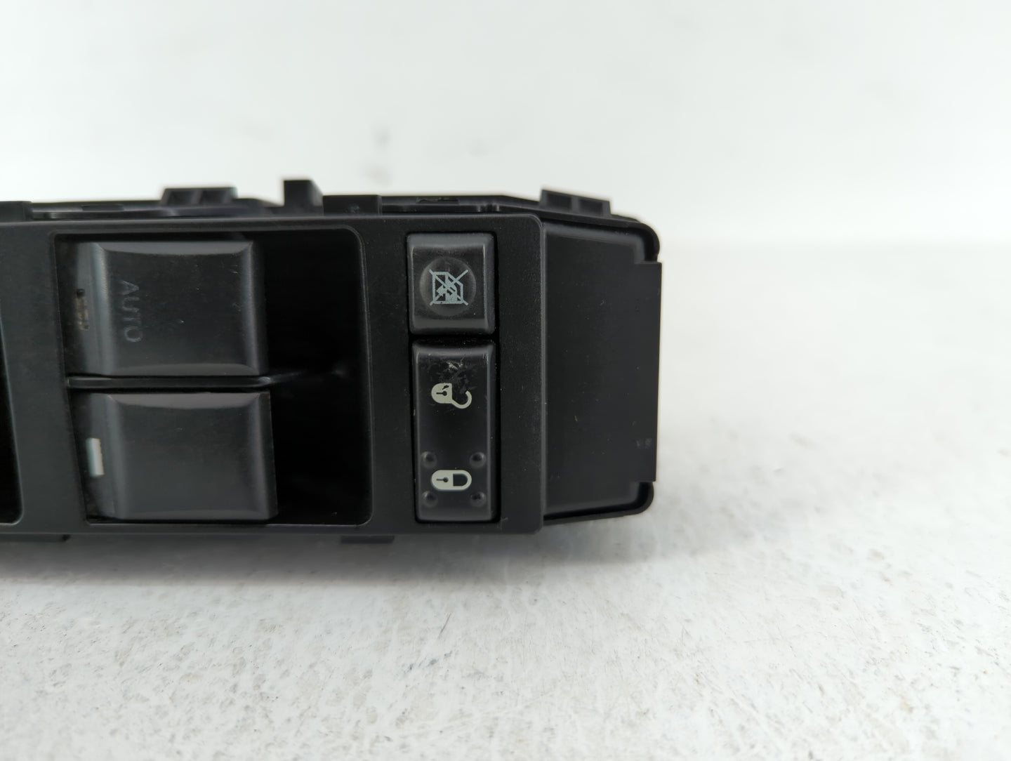 2007-2010 Chrysler 300 Master Power Window Switch Replacement Driver Side Left P/N:04602780AA Fits OEM Used Auto Parts - Oem