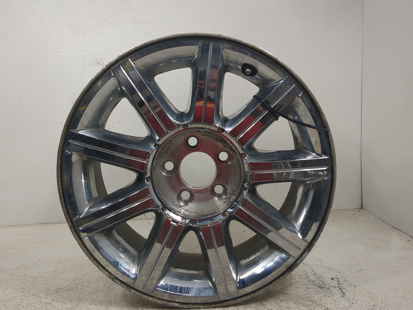 2007-2010 Chrysler 300 Oem Wheel Rim 5001001 - Oemusedautoparts1.com