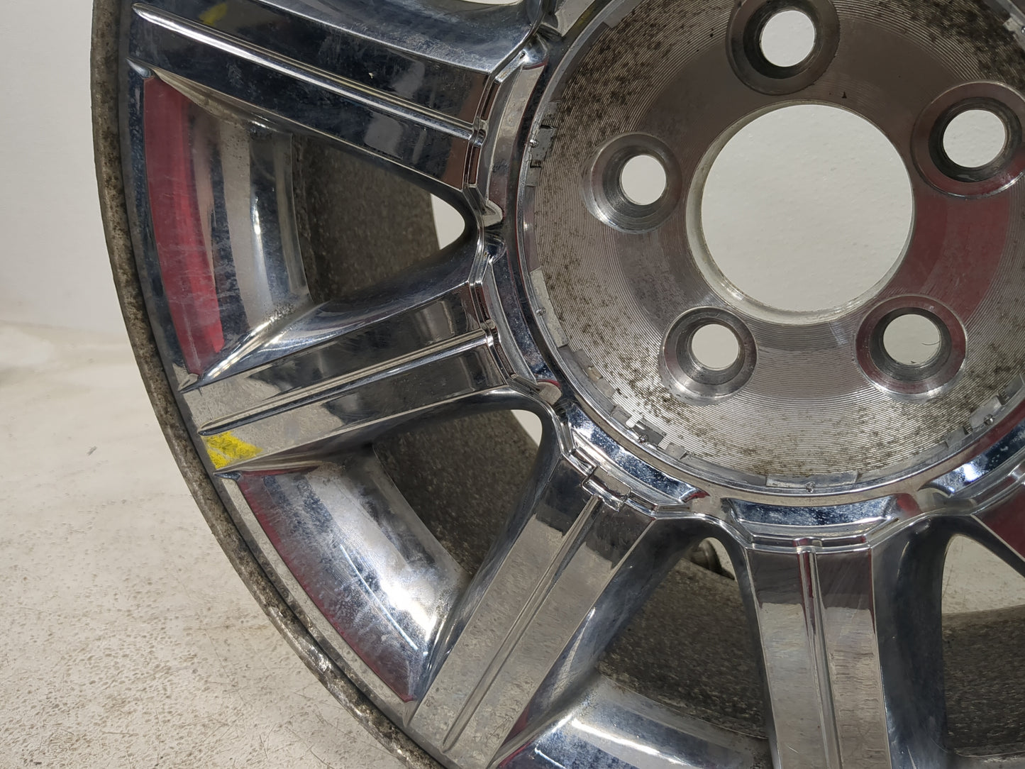 2007-2010 Chrysler 300 Oem Wheel Rim 5001001 - Oemusedautoparts1.com
