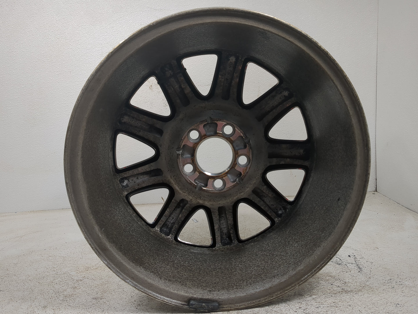 2007-2010 Chrysler 300 Oem Wheel Rim 5001001 - Oemusedautoparts1.com