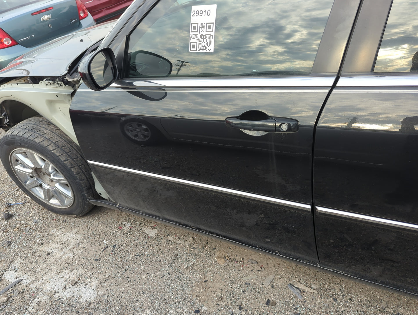 2005-2010 Chrysler 300 Driver Front Door Oem - Oemusedautoparts1.com
