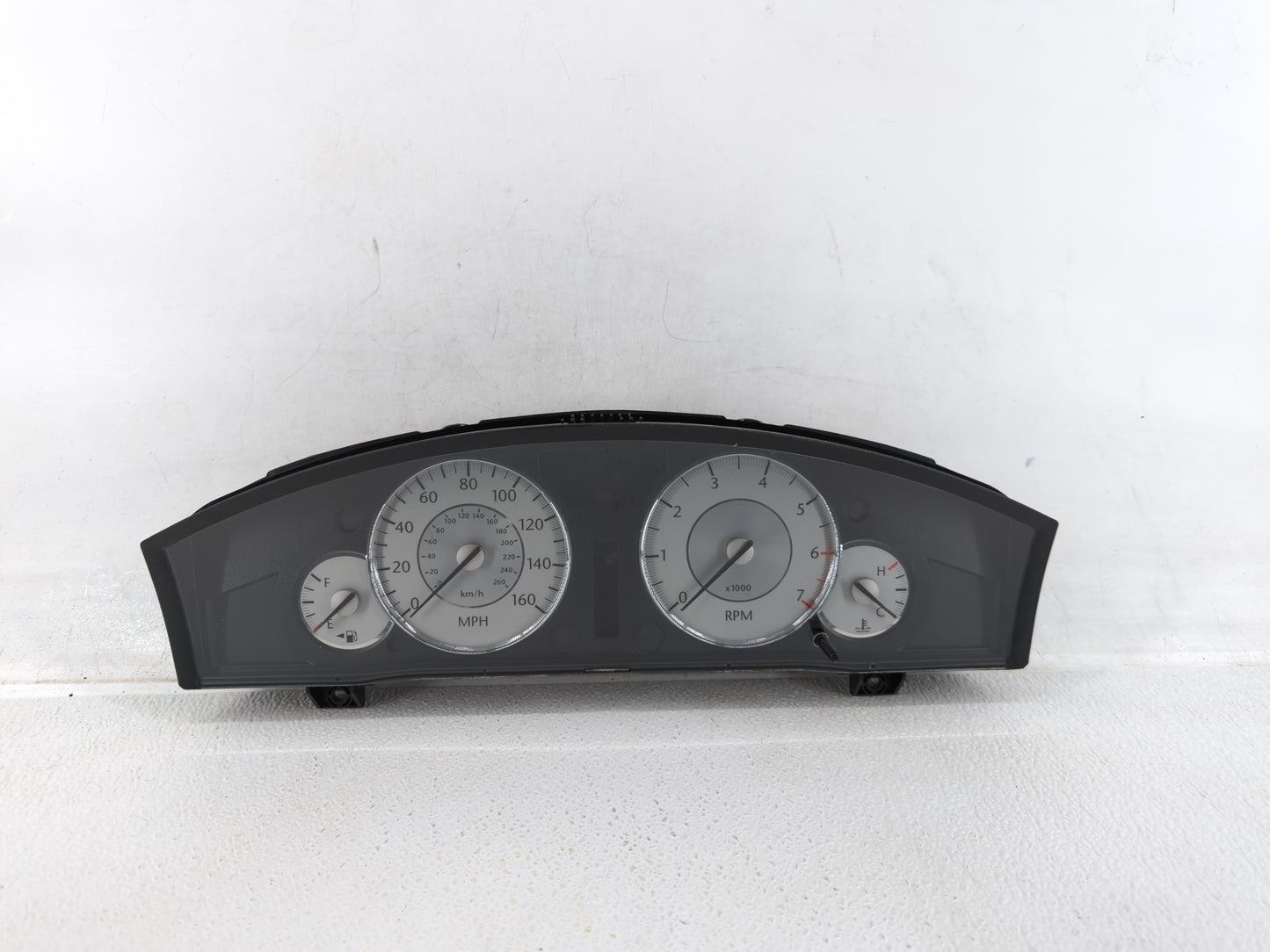 2008 Chrysler 300 Instrument Cluster Speedometer Gauges P/N:P05172109AE P05172109AF Fits OEM Used Auto Parts - Oemusedautopa