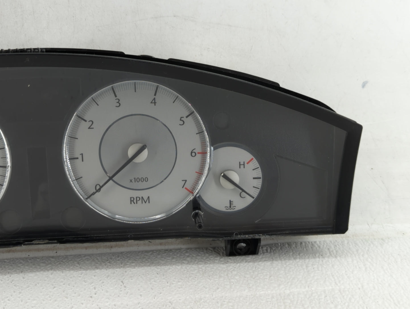 2008 Chrysler 300 Instrument Cluster Speedometer Gauges P/N:P05172109AF Fits OEM Used Auto Parts - Oemusedautoparts1.com