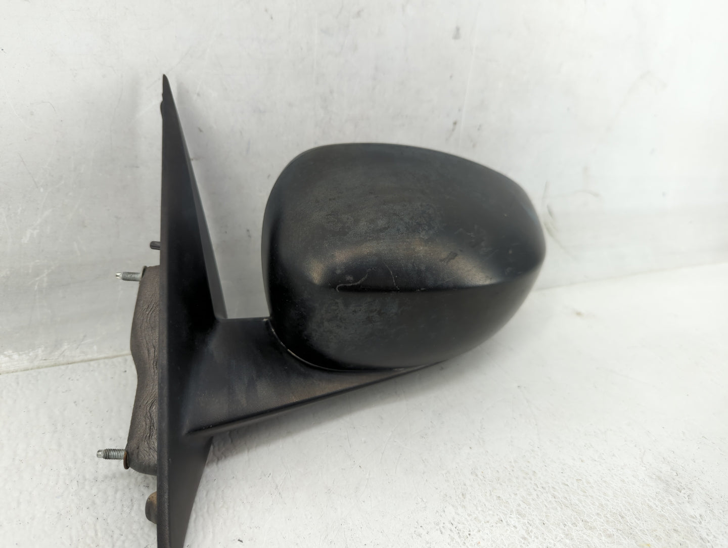 2005-2010 Chrysler 300 Driver Side View Mirror - Left Door Mirror OEM Used - Oemusedautoparts1.com