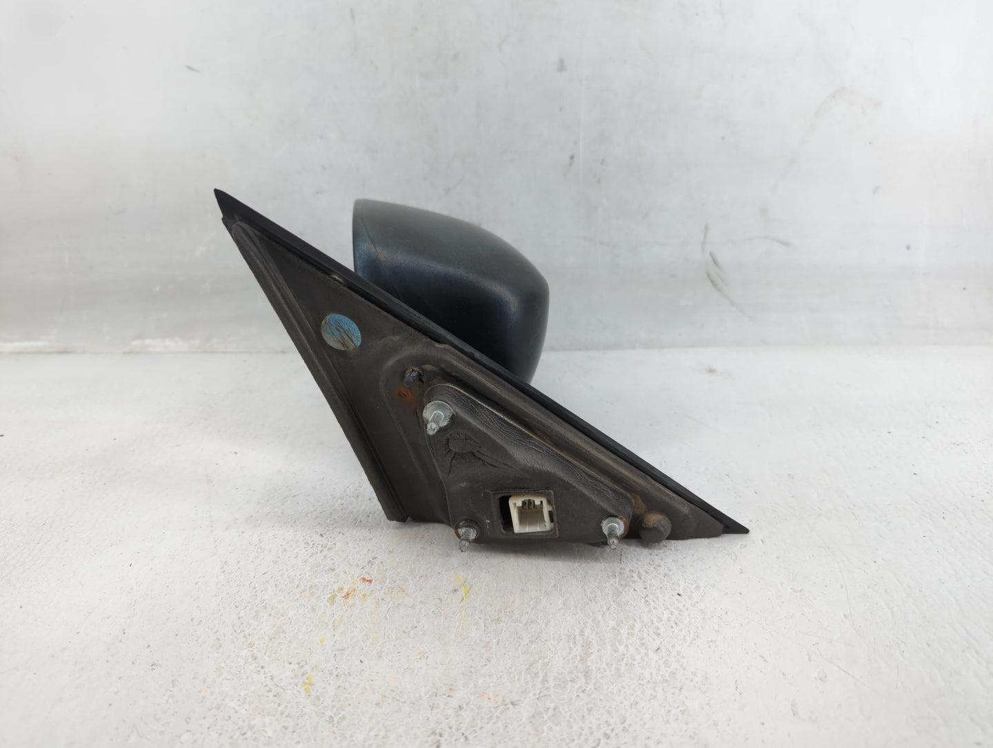 2005-2010 Chrysler 300 Driver Side View Mirror - Left Door Mirror OEM Used - Oemusedautoparts1.com