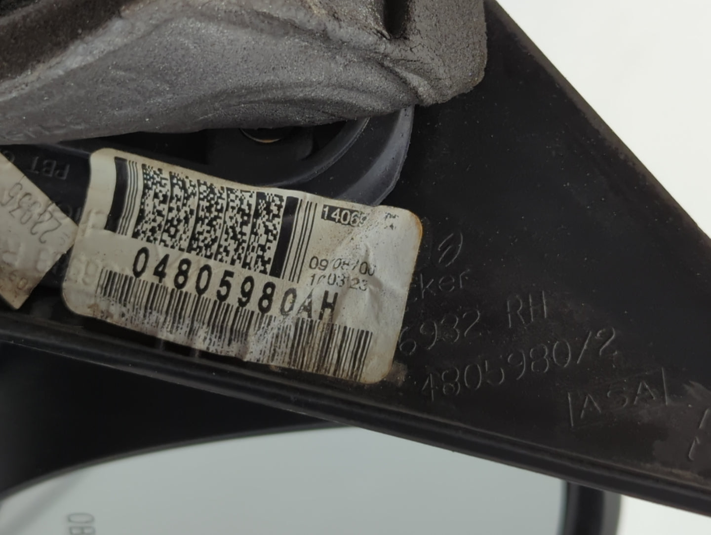 2005-2010 Chrysler 300 Side Mirror Replacement Passenger Right View Door Mirror P/N:412-09015-01 Fits OEM Used Auto Parts - 