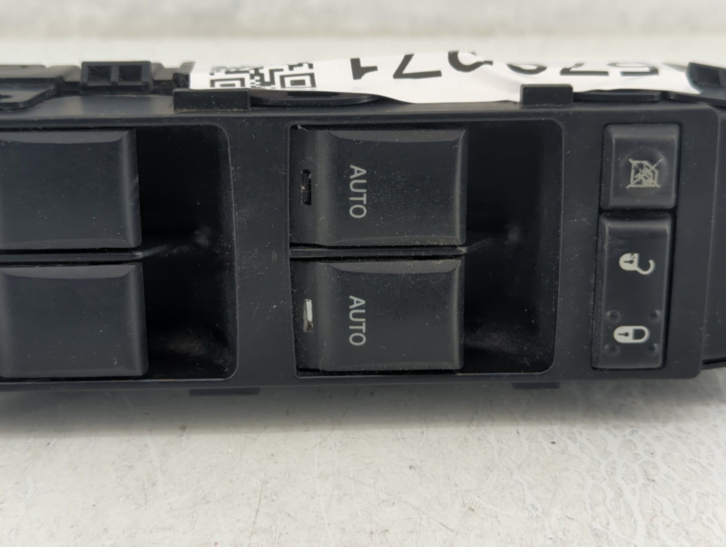 2006-2010 Chrysler 300 Master Power Window Switch Replacement Driver Side Left P/N:04602781AA Fits OEM Used Auto Parts - Oem