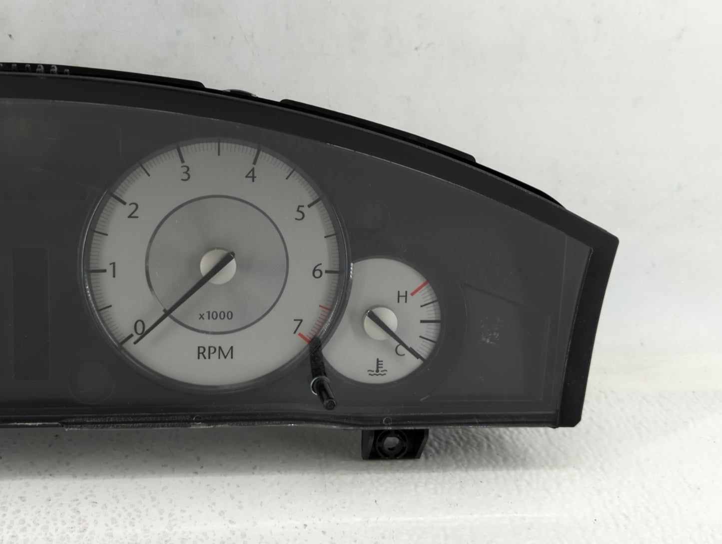 2008 Chrysler 300 Instrument Cluster Speedometer Gauges P/N:P05172105AG Fits OEM Used Auto Parts - Oemusedautoparts1.com