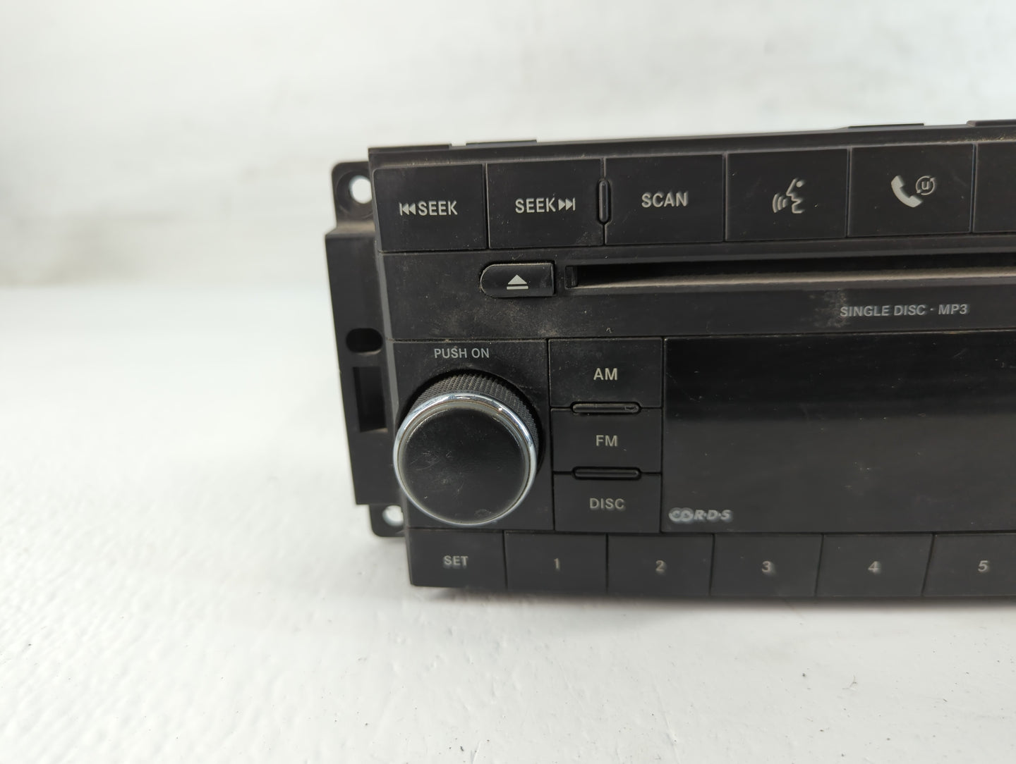 2008-2009 Chrysler 300 Radio AM FM Cd Player Receiver Replacement P/N:P05064410AF Fits Fits 2008 2009 OEM Used Auto Parts - 