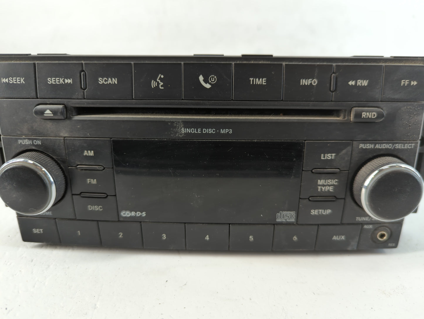 2008-2009 Chrysler 300 Radio AM FM Cd Player Receiver Replacement P/N:P05064410AF Fits Fits 2008 2009 OEM Used Auto Parts - 