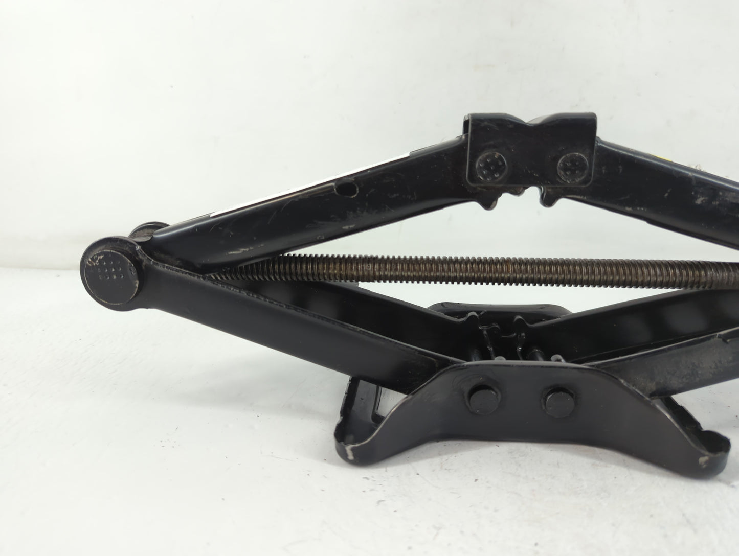 2008 Chrysler 300 Spare Scissor Car Jack - Oemusedautoparts1.com