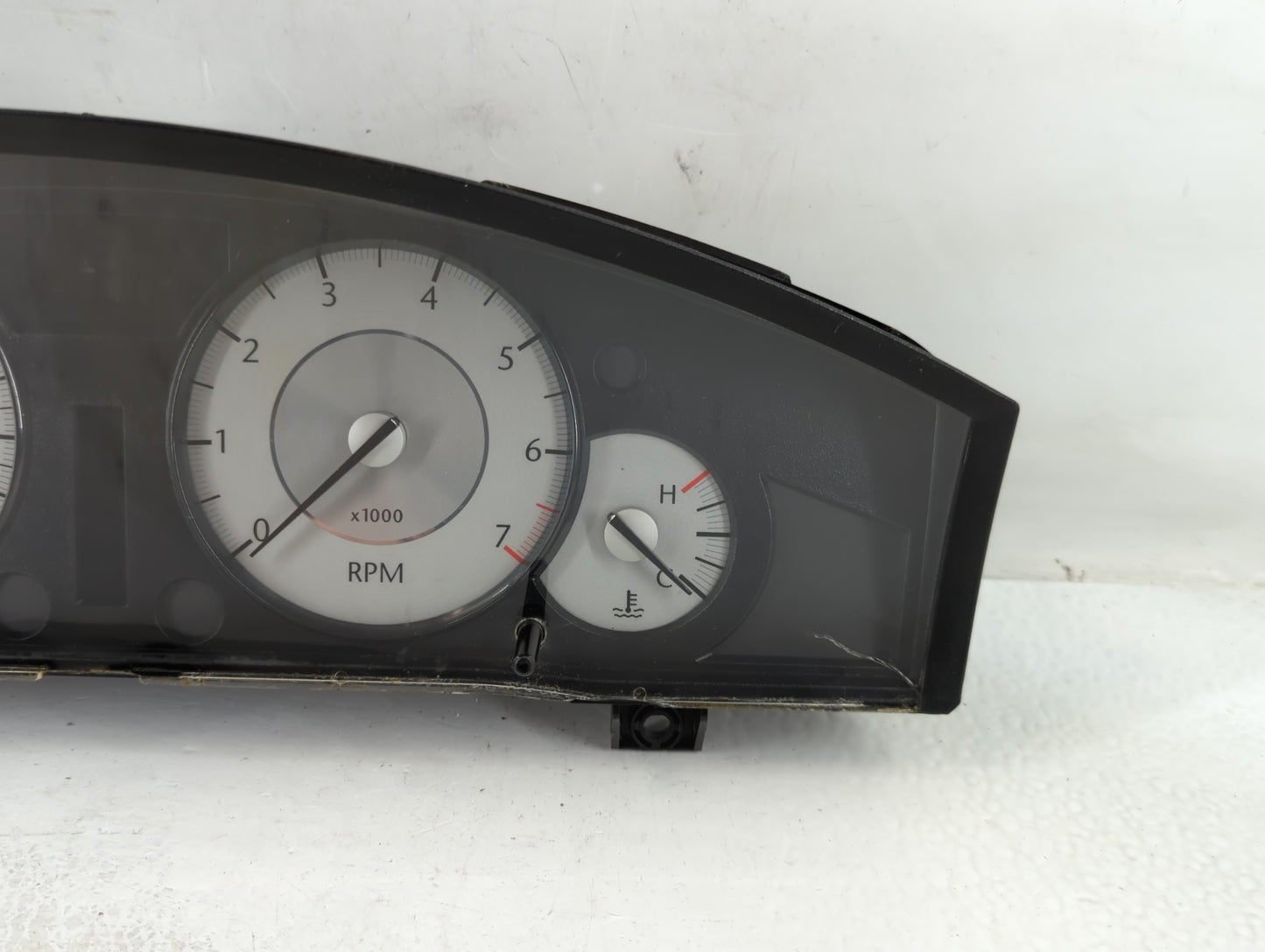 2008 Chrysler 300 Instrument Cluster Speedometer Gauges P/N:P05172105AE Fits OEM Used Auto Parts - Oemusedautoparts1.com