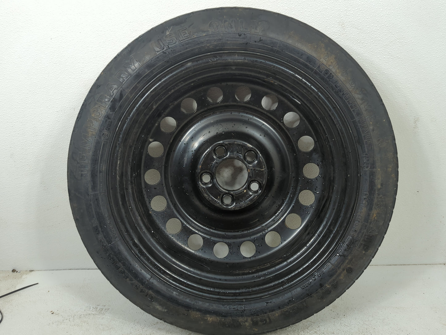 2007-2010 Chrysler 300 Spare Donut Tire Wheel Rim Oem - Oemusedautoparts1.com