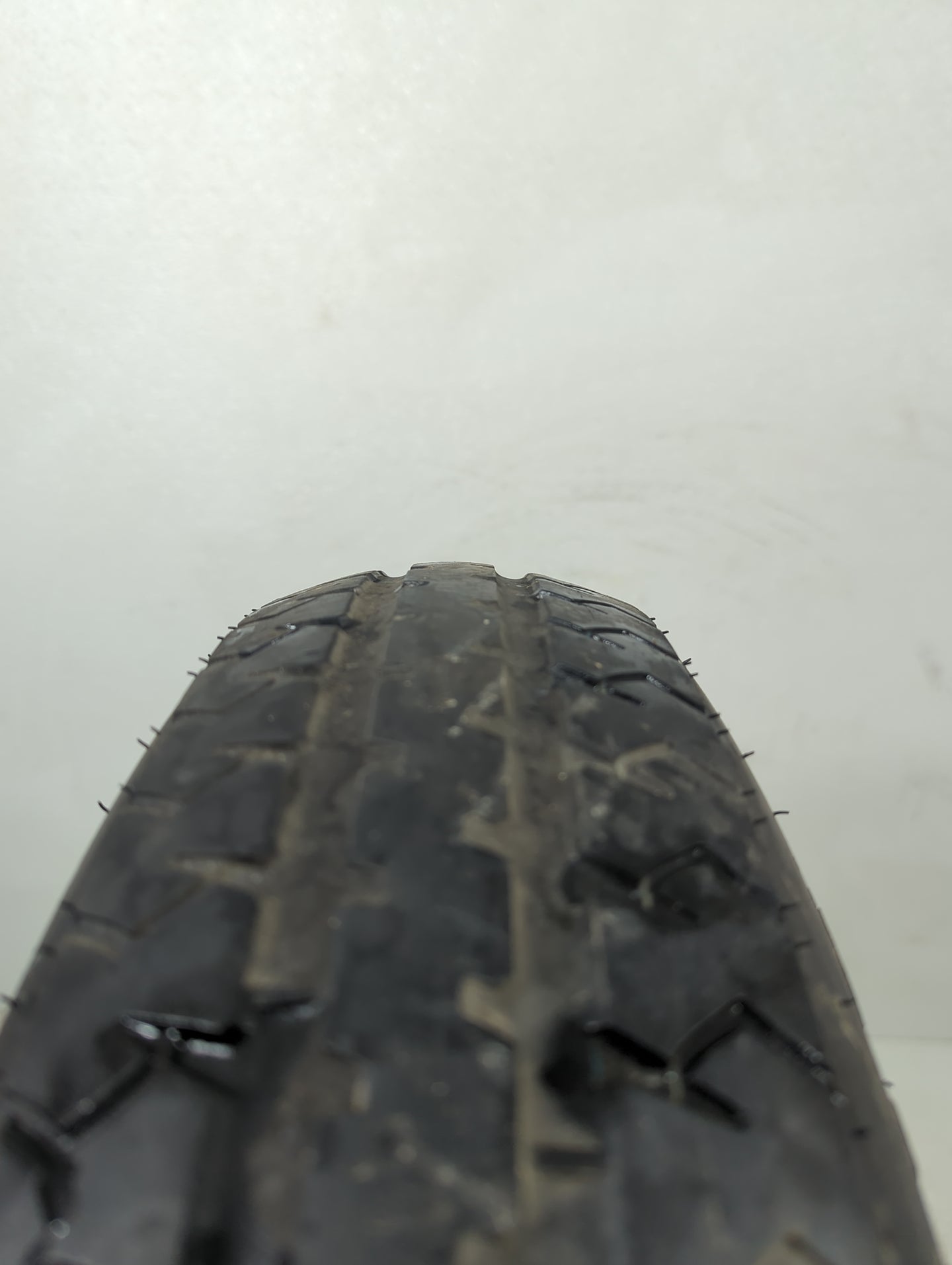 2007-2010 Chrysler 300 Spare Donut Tire Wheel Rim Oem - Oemusedautoparts1.com