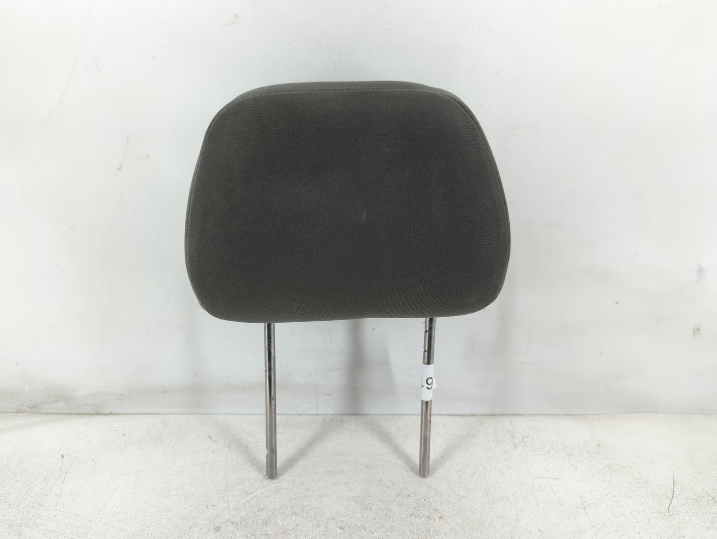2007-2009 Chrysler Aspen Headrest Head Rest Front Driver Passenger Seat - Oemusedautoparts1.com