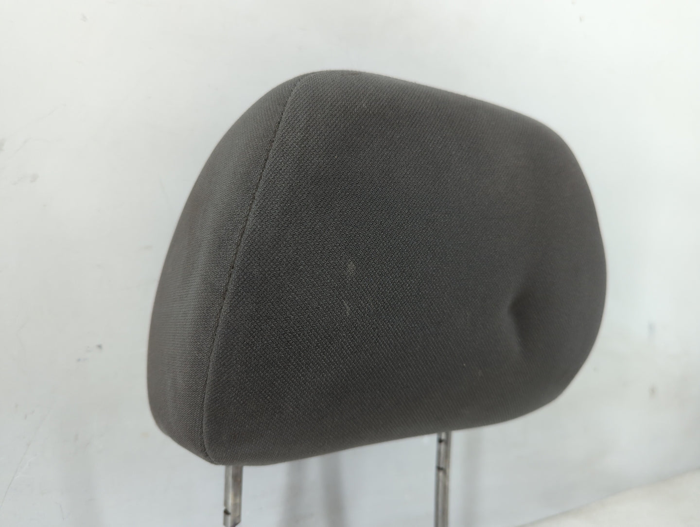 2007-2009 Chrysler Aspen Headrest Head Rest Front Driver Passenger Seat Fits Fits 2007 2008 2009 OEM Used Auto Parts - Oemus