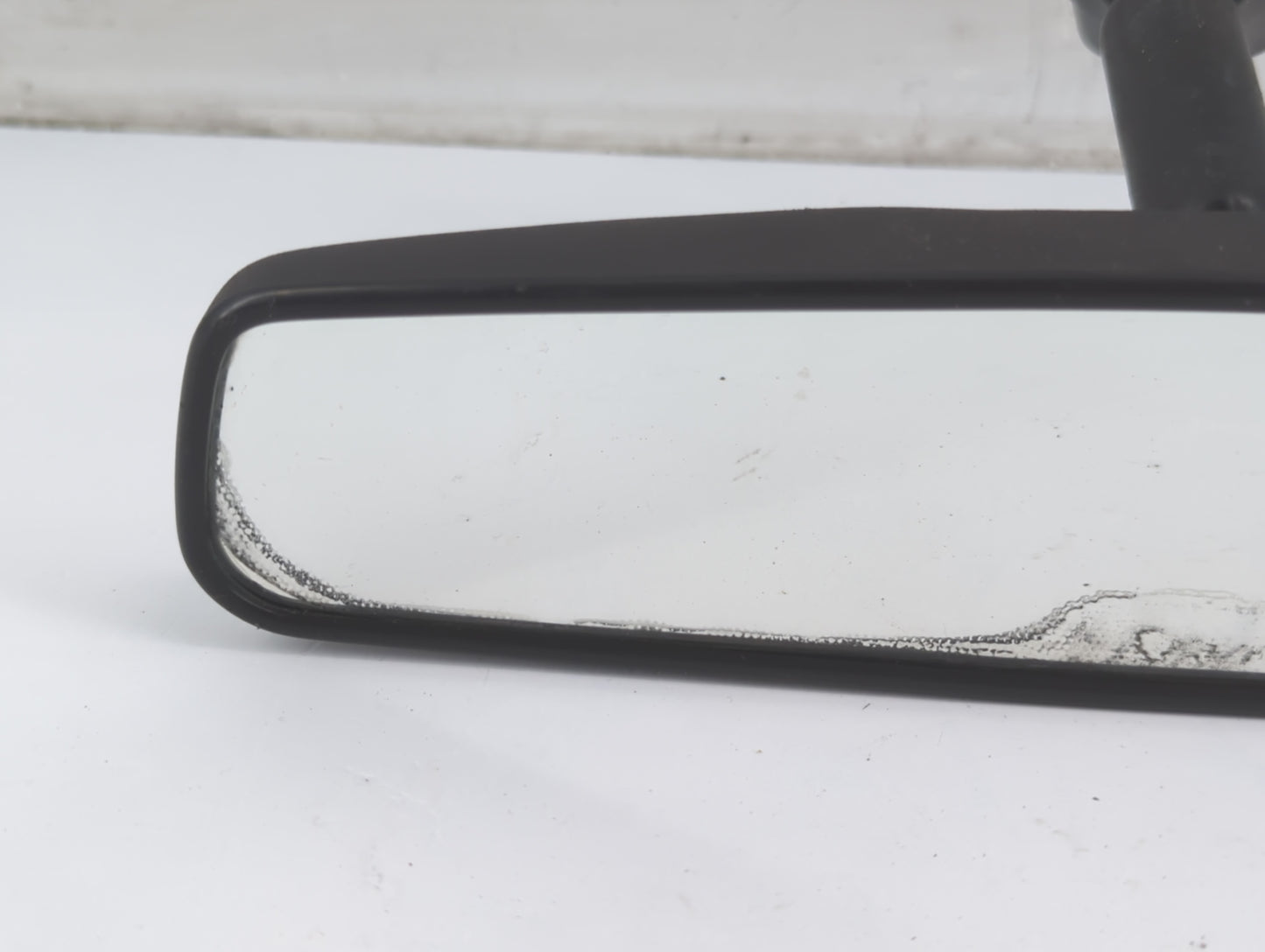 2007-2009 Chrysler Aspen Interior Rear View Mirror Replacement OEM P/N:E8011083 Fits OEM Used Auto Parts - Oemusedautoparts1