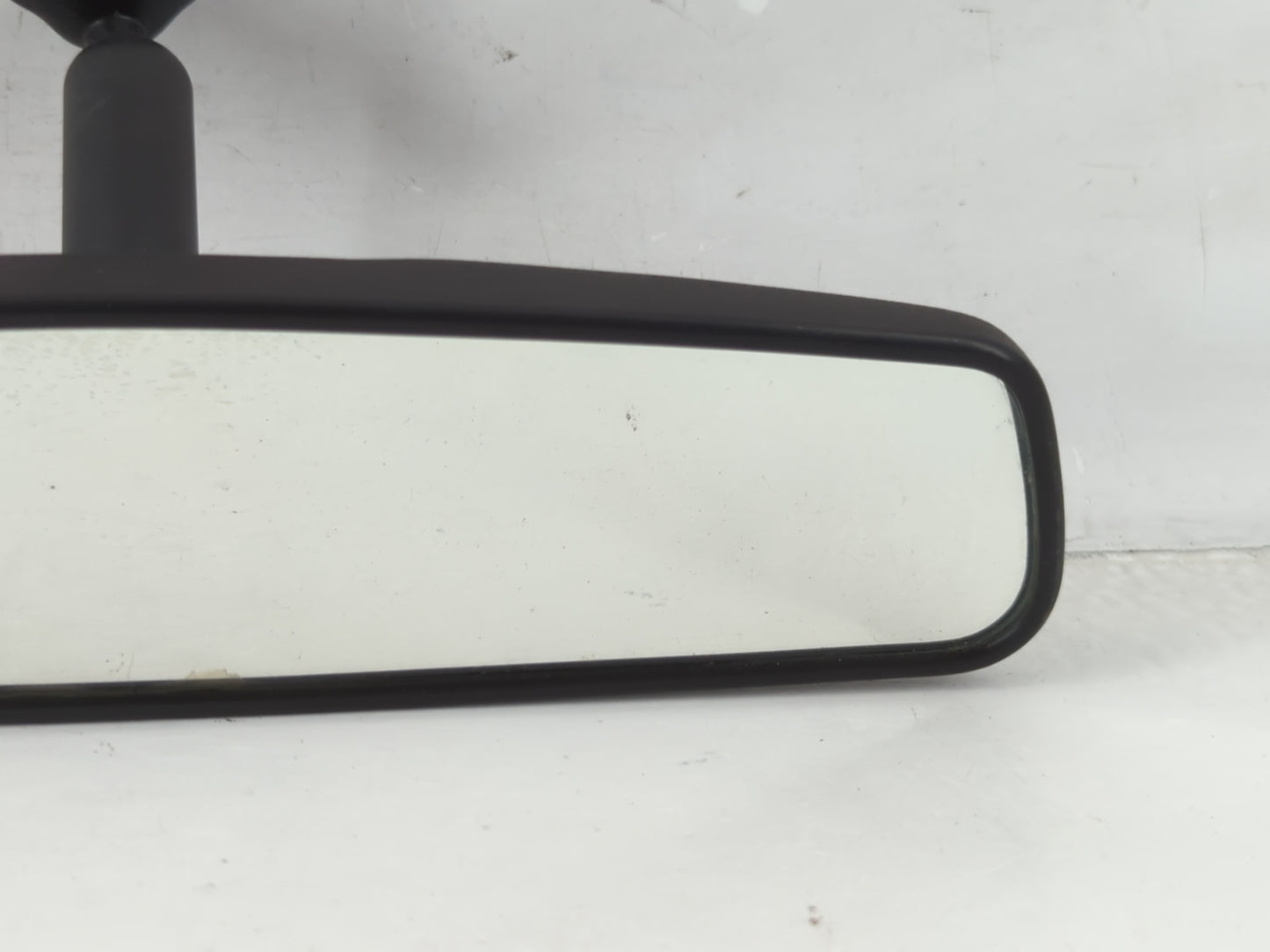 2007-2009 Chrysler Aspen Interior Rear View Mirror Replacement OEM P/N:E8011083 Fits OEM Used Auto Parts - Oemusedautoparts1